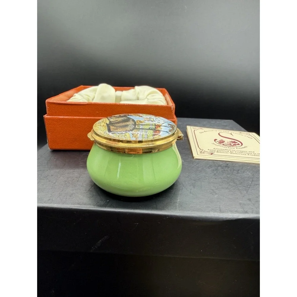 🐱✨ Staffordshire Enamels Cat Trinket Box – Vintage Collectible ✨🐱